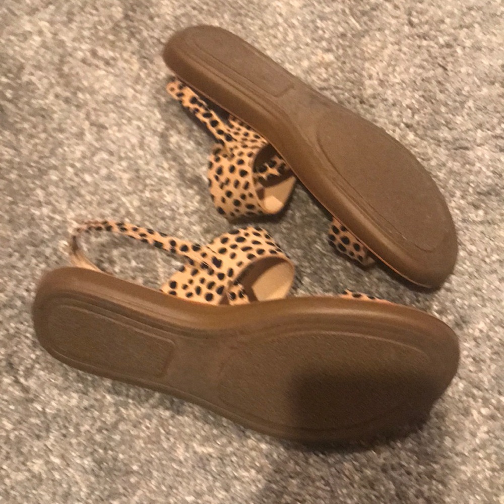 Sandals - Picture 2 of 3